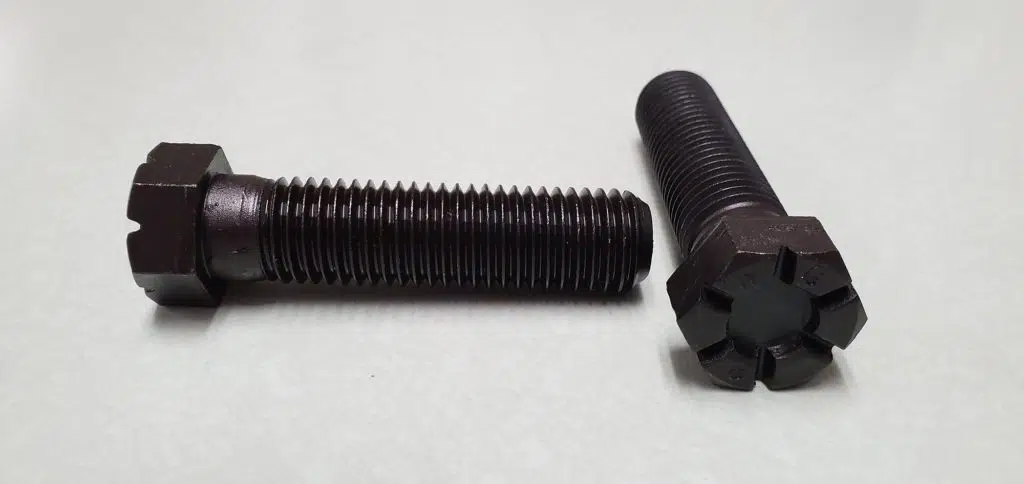 AA-Place-Bolts